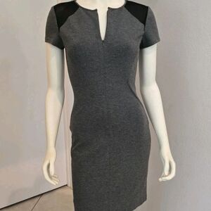 Diane Von Furstenberg Gray Slate and Black Mesh Havana Zip Front Dress Size 2